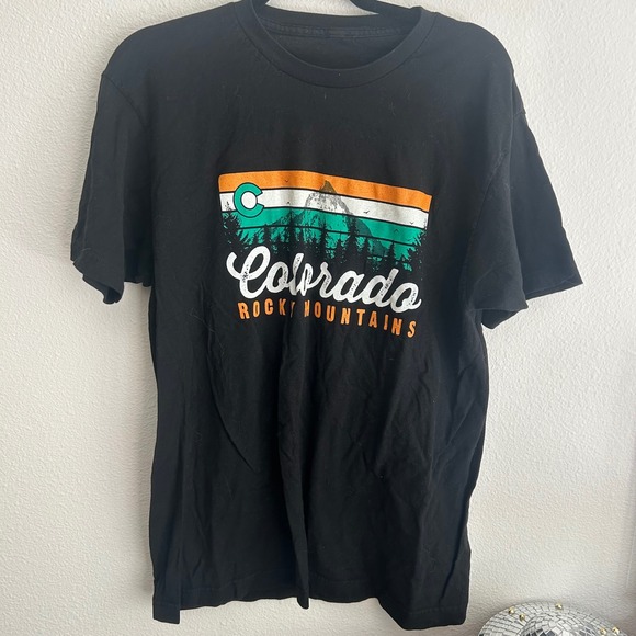Colorado Rocky Mountains Graphic T-Shirt Tourist Souvenir Tee Top - Picture 1 of 4